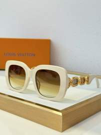 Picture of Louis Vuitton Sunglasses _SKUfw76770142fw